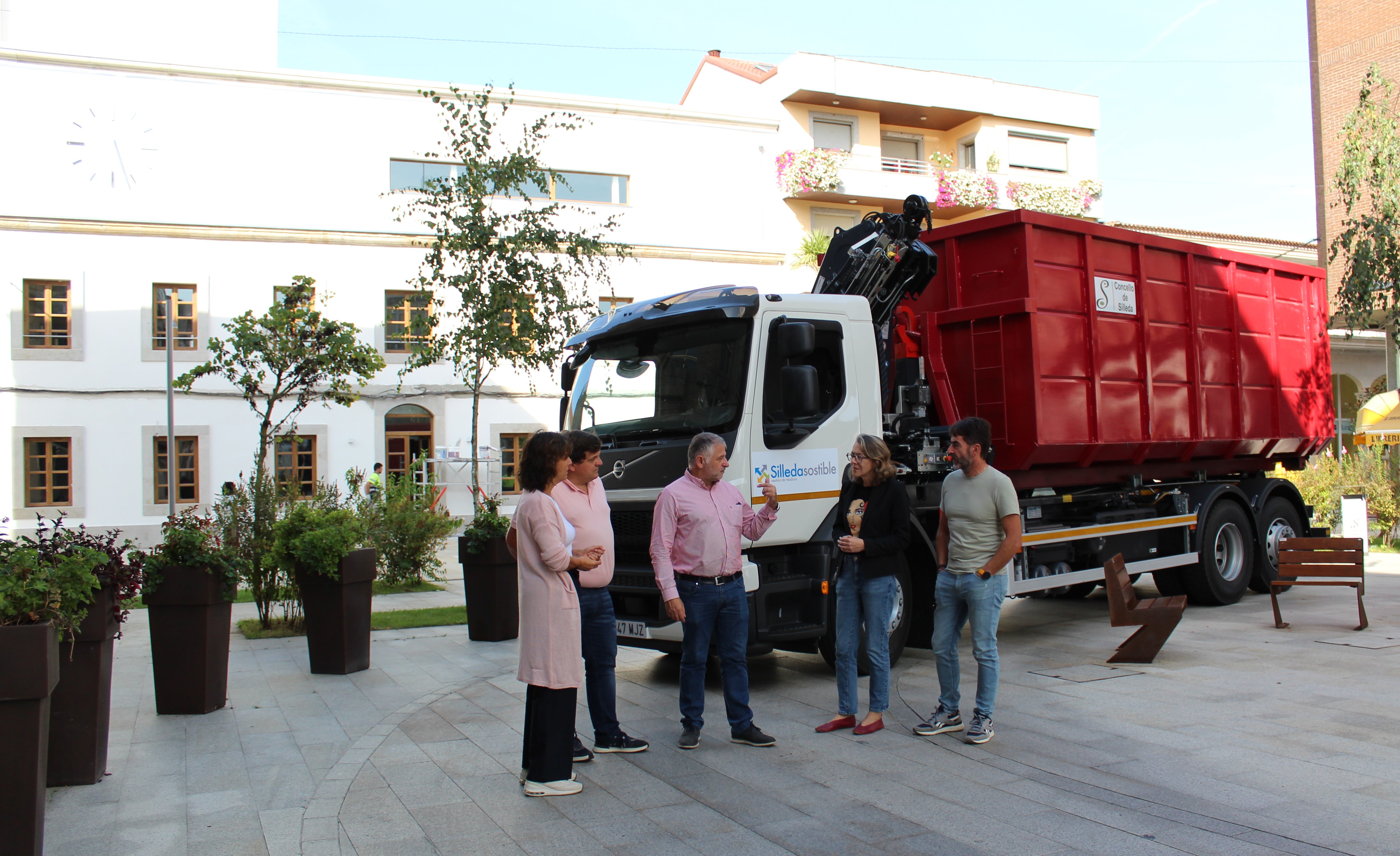O Concello de Silleda adquire un novo camión para a recollida de residuos urbanos
