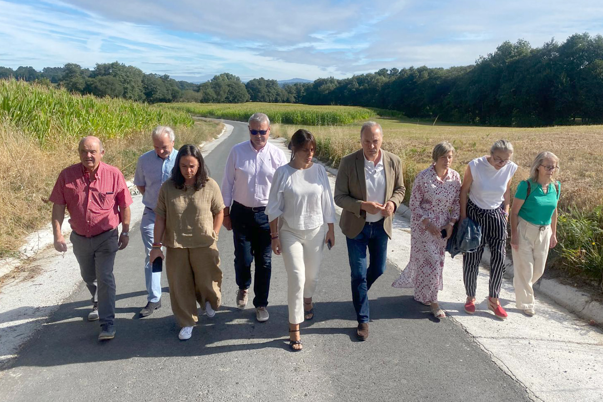 O delegado da Xunta en Pontevedra visita a mellora do acceso viario a Balántiga en Escuadro