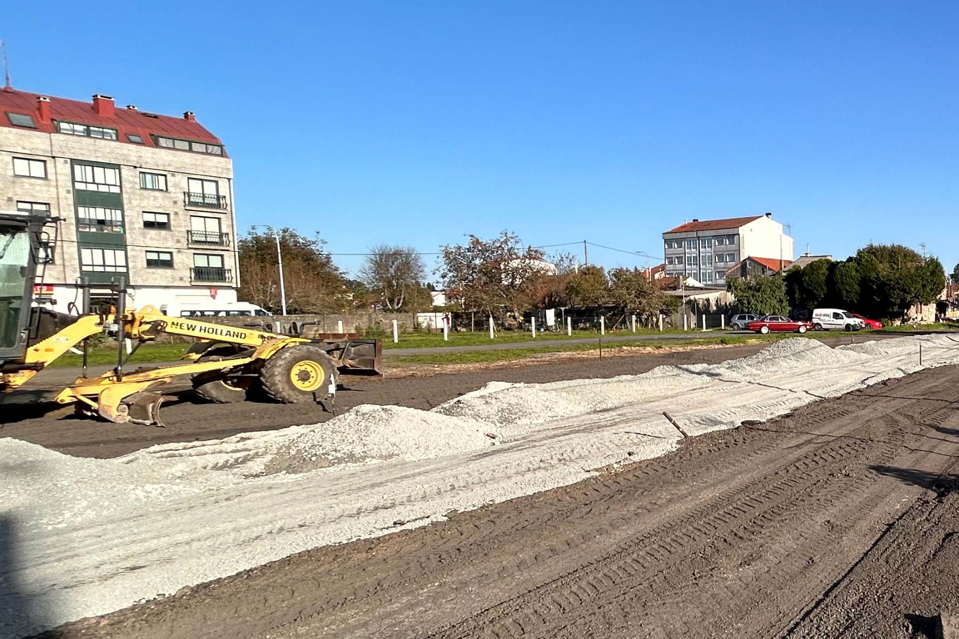 O Concello firma dous convenios clave para garantir prazas de aparcamento no centro urbano de Bandeira