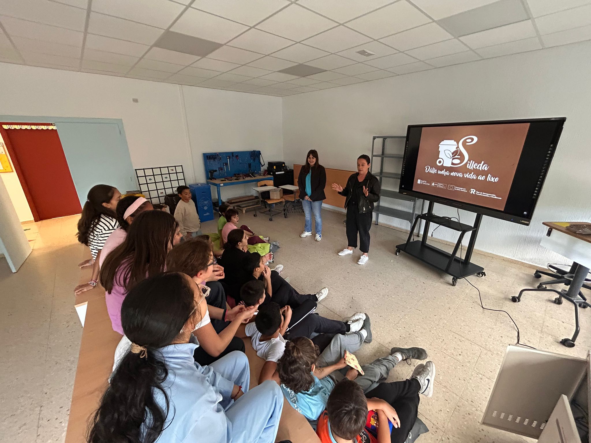 O Concello de Silleda imparte sesións sobre reciclaxe e compostaxe nos  centros educativos