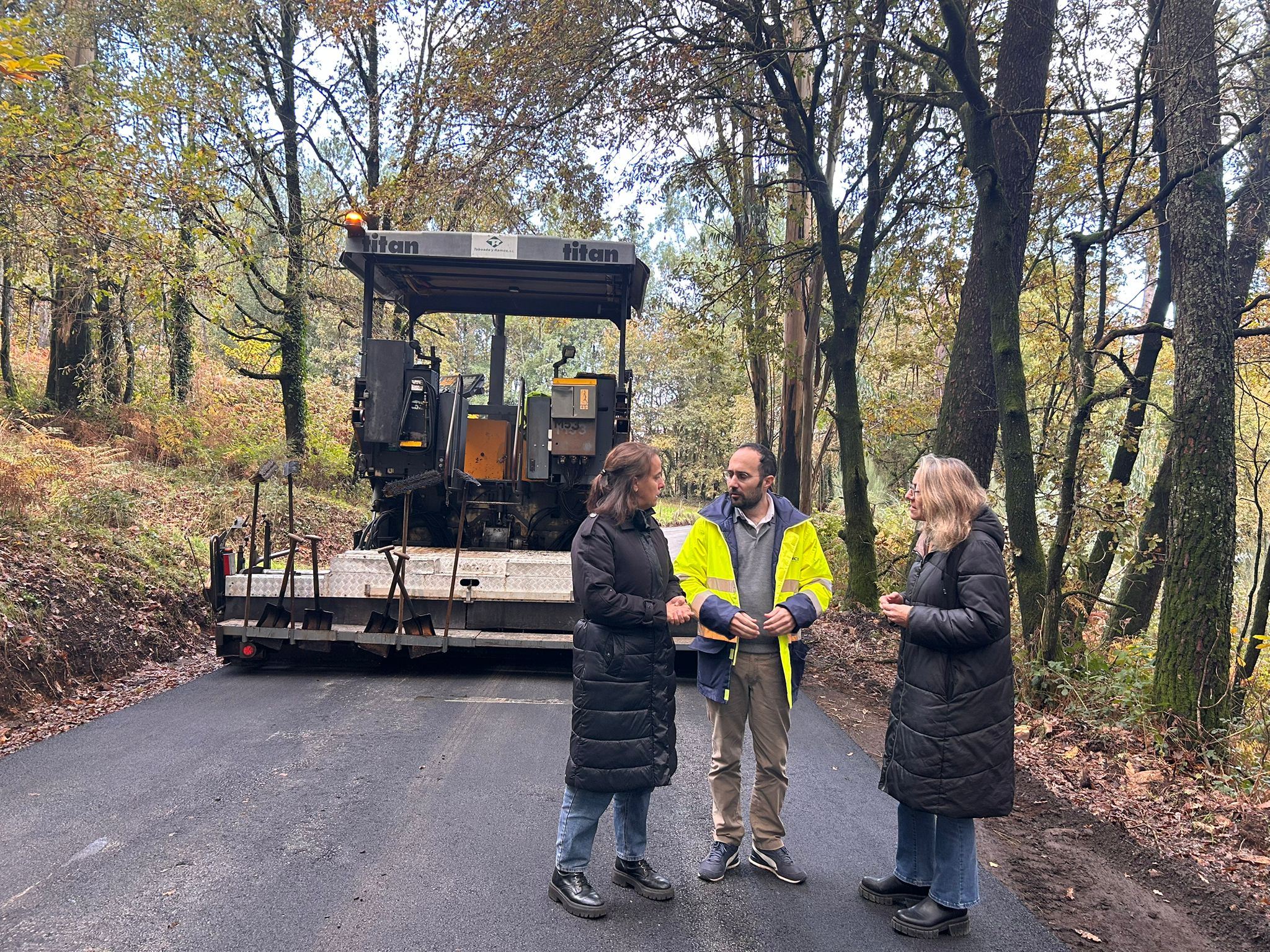 En marcha as obras de mellora da pista da Laxe, en Oleiros