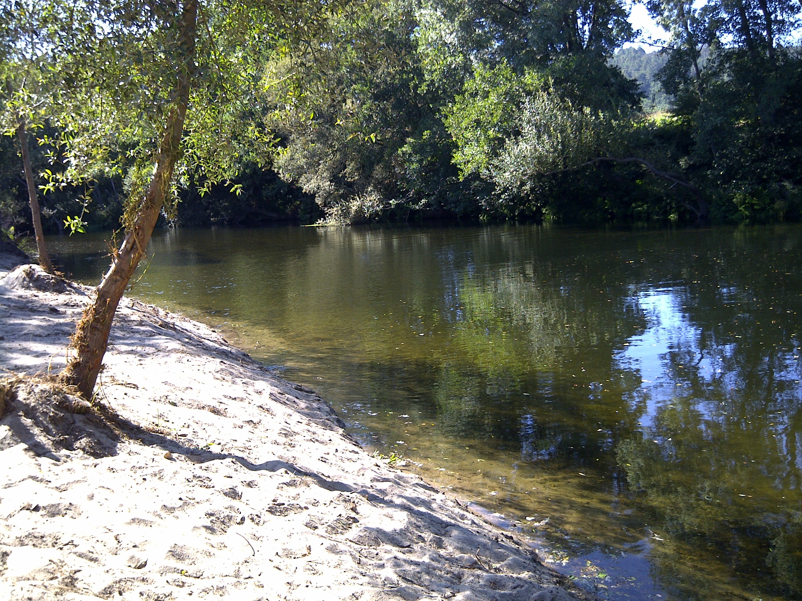O Concello de Silleda recibe unha axuda da Xunta para mellorar a Praia Fluvial das Xuntas, en Cira