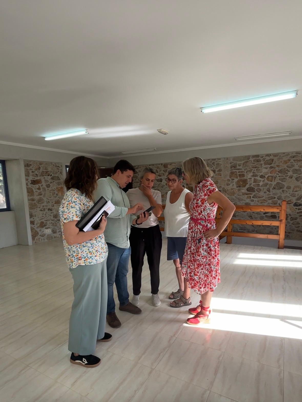 O Concello revisa as melloras realizadas nos centros sociais de Piñeiro, Lamela, Curro e Moalde